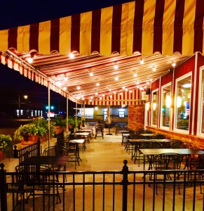 The Redwood Diner - Rotterdam NY Restaurant with Outdoor Seating